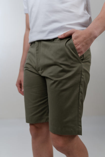 Bermuda Casual em Sarja